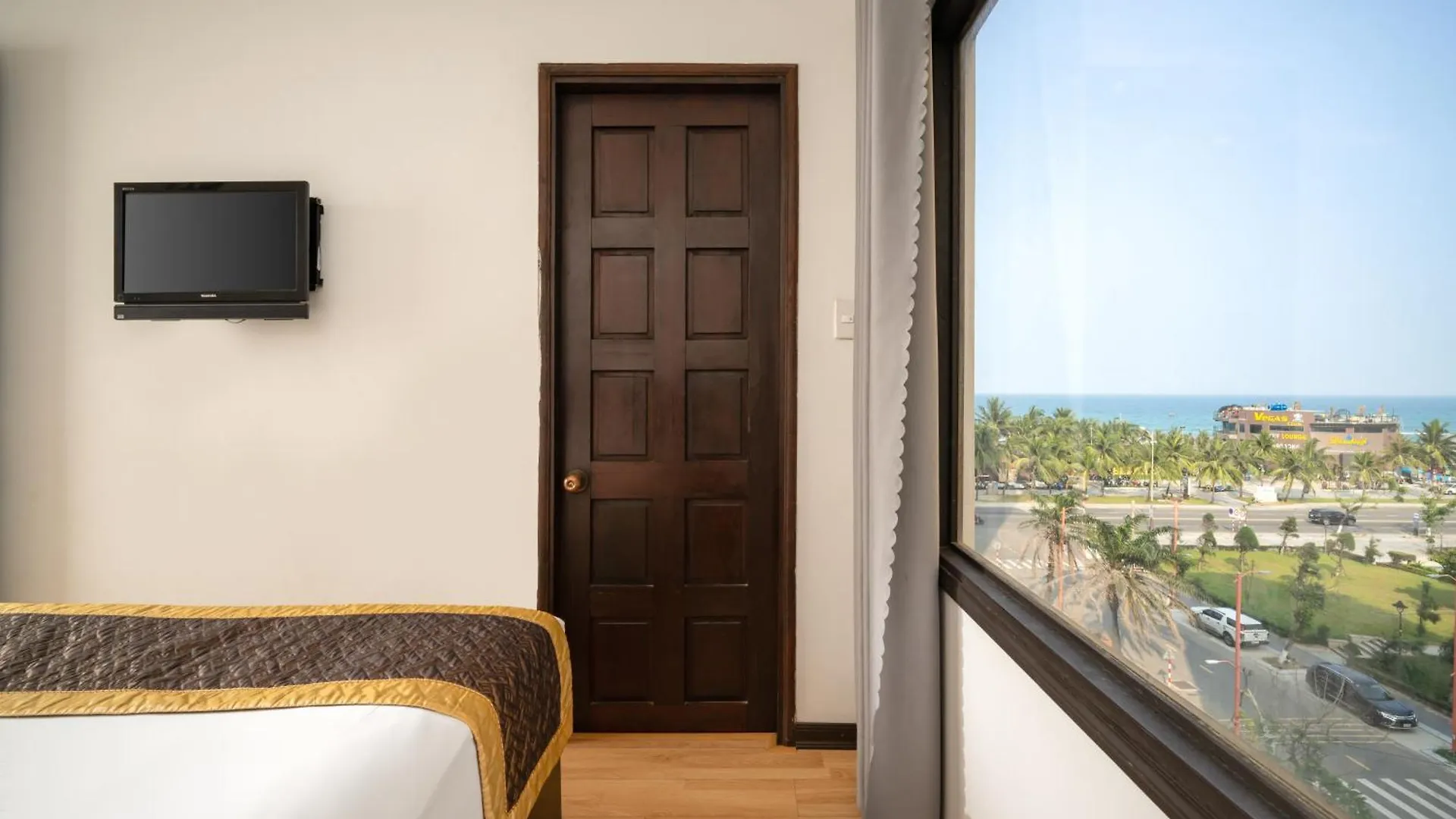 **  Zenta Sea View Hotel Da Nang Vietnam