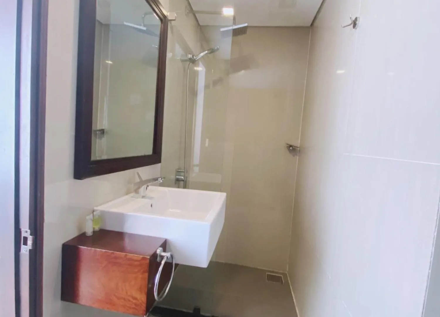 Zenta Sea View Hotel Da Nang