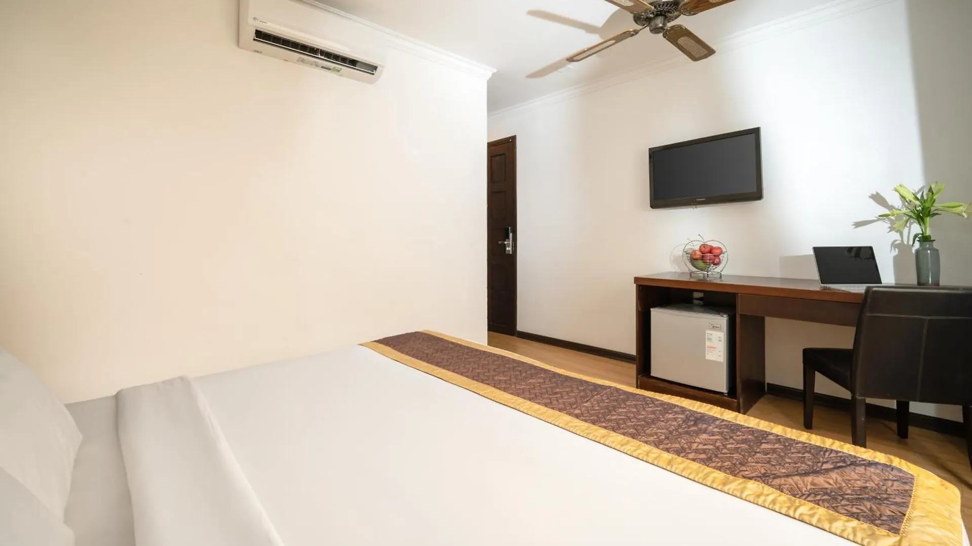 Zenta Sea View Hotel Da Nang Vietnam