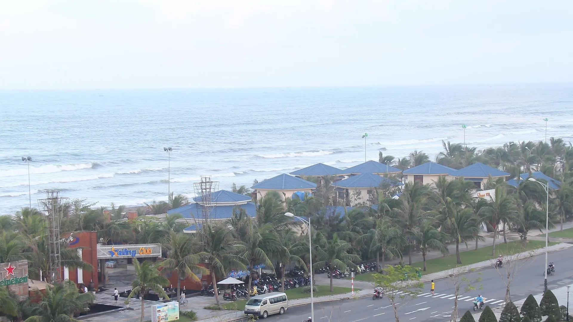 Zenta Sea View Hotel Da Nang