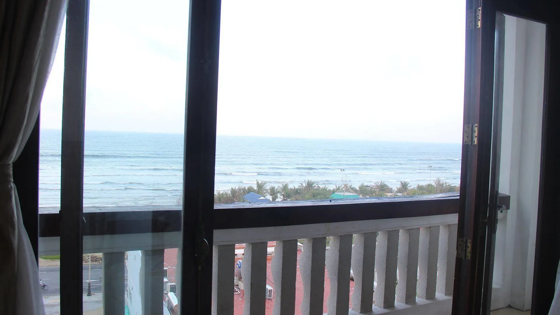 Zenta Sea View Hotel Da Nang Vietnam