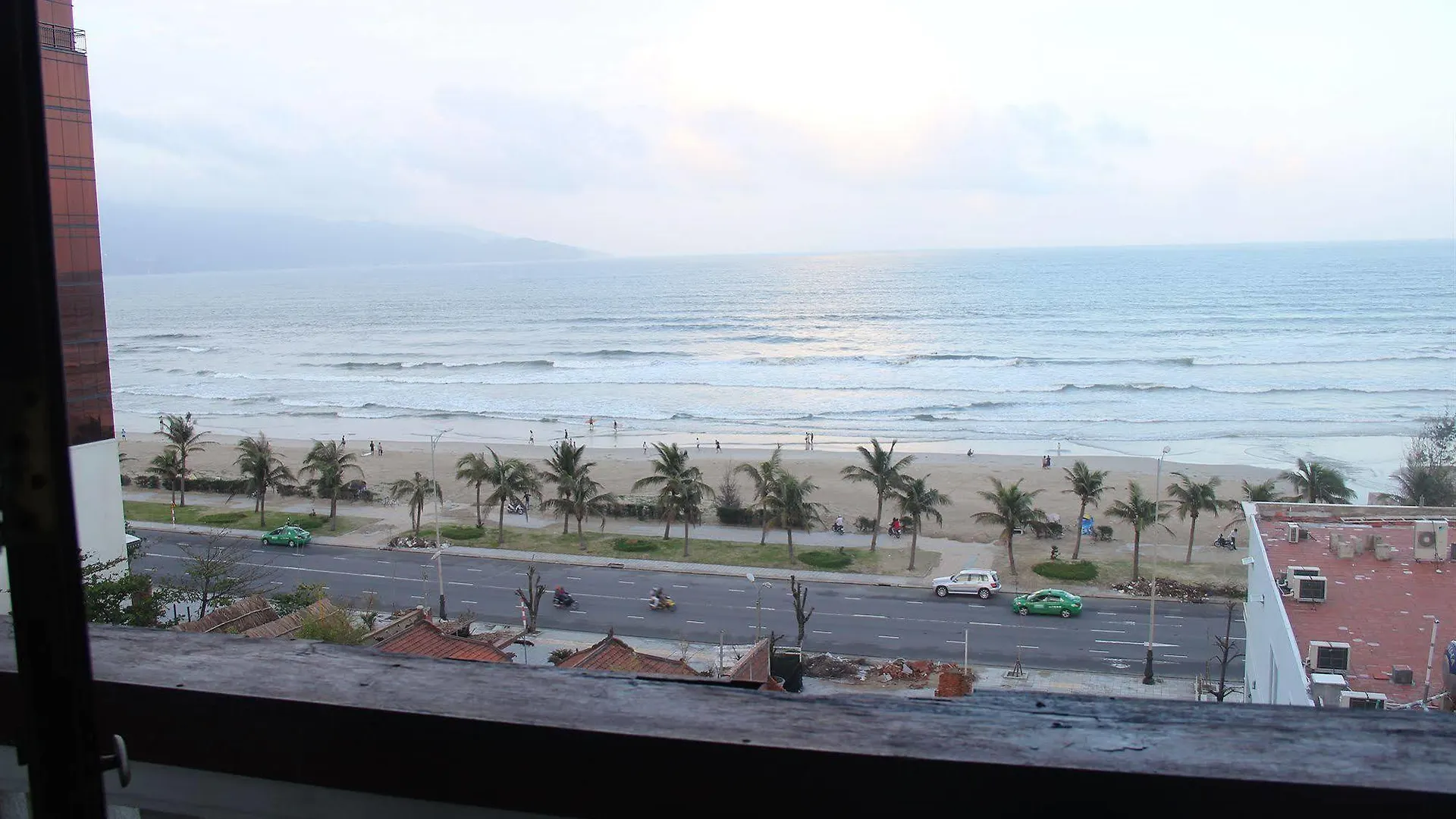Zenta Sea View Hotel Da Nang