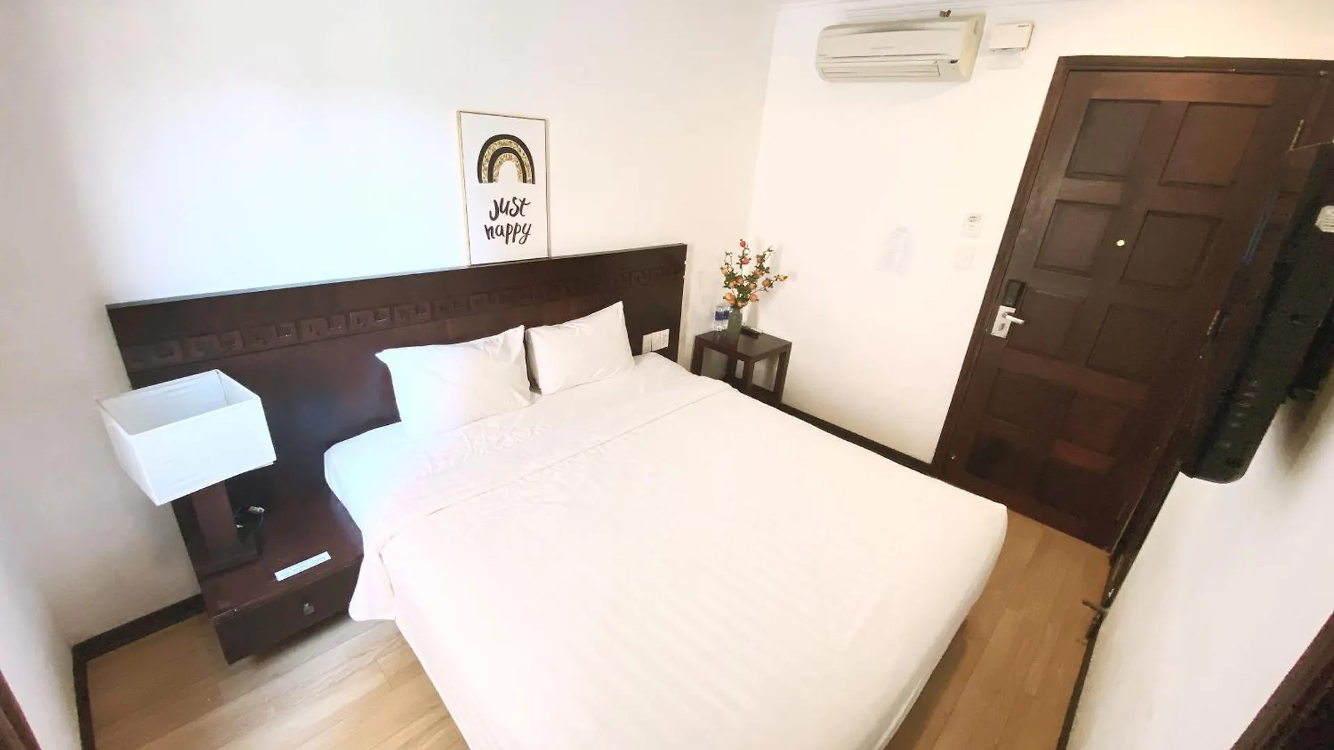 Zenta Sea View Hotel Da Nang